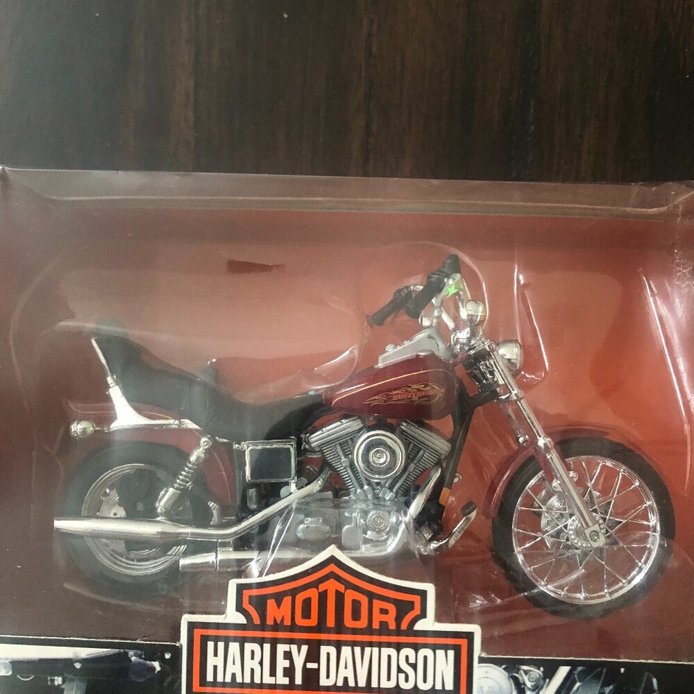Harley Davidson 1/18 Motorcycle